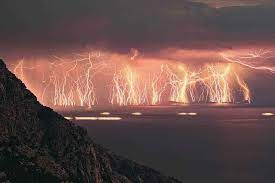 Lightning Bolts Strike Ocean So Carolina Catatumbo Lightning Natural Phenomena Nature
