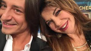 «oggi mi sento una faccia. Chi E Francesco Oppini Il Figlio Di Alba Parietti Dilei