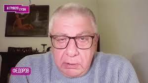 Rachel Sloss's Instagram, Twitter & Facebook