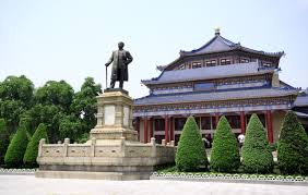 Dilihat secara arsitektural, bangunan ini sangat menarik karena. 10 Tempat Wisata Di Guangzhou Yang Wajib Dikunjungi