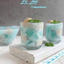 Tinggal campurkan dan cocokkan bahan apa saja yang ada di lemari kulkas anda. Cara Membuat Es Campur Vincau Tanpa Sirup Es Cincau Tanpa Santan Mas Oben Gulanya Campur Pandan Stasiun Jayakarta Youtube Cara Bikin Es Cream Tanpa Mesin Pendingin