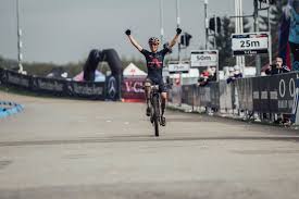 Tom pidcock best moments on mtb 2020 and 2021!·road cycling channel: Re Live Watch Uci Mountain Bike World Cup From Nove Mesto On Red Bull Tv