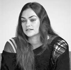 Myla Dalbesio: Interview with Calvin Klein model sparks outrage over 'plus  size' classification, The Independent