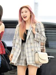 Pin By Akemi On Loona In 2020 Fashion Rompers Olivia Hye