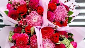 Check spelling or type a new query. Valentine S Day Heartbreak Possible For People Wanting Red Roses Growers Warn Abc News