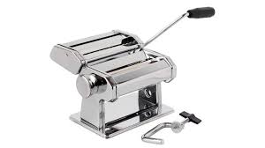 In this video, i'll share my experiences using it, a few of the pros/cons i've discovered and. Best Pasta Maker 2021 Our Favourite Pasta Machines For Lasagna Tagliatelle Ravioli And More Expert Reviews