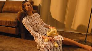 Софья эрнст ( в девичестве заика) родилась в петербурге 12 апреля 1988 года. Sofya Ernst Foto I Intervyu S Aktrisoj O Seriale Soderzhanki Vogue Russia