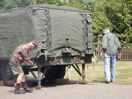 Simply pull and swing the jack down to help provide additional support for you trailer. Mobile Field Kitchen Jepp