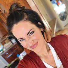 Even a Hummingbird can't escape a Bird Hair Day :)