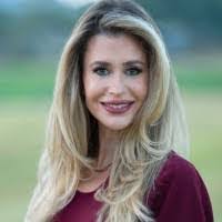 Julie Wetherbee's Instagram, Twitter & Facebook