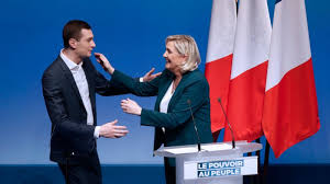 Marine le pen (born marion anne perrine le pen, 5 august 1968) is a french politician and the president of the front national (fn), a political party in france, since 16 january 2011. France S Le Pen Launches Eu Campaign With Appeal To Yellow Vests Euractiv Com