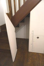 Una valutazione interessante, invece, riguarda le finestre per tetto dato che avere un lucernario dal quale ammirare la volta celeste oppure la pioggia. Cabina Armadio Per Mansarda O Tetto Mansardato E Sottotetto