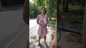 Partai hijau jerman menunjuknya sebagai kandidat utama pada pemilu 2021 september mendatang. Von Den Grunen Umweltministerin Annalena Baerbock Youtube