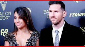 Antonella roccuzzo is a popular woman from argentina. Did You Know Lionel Messi Has Married His Childhood Love Has Never Been In Relationship With Anyone Else Take A Look At The Sweet Couple Iwmbuzz