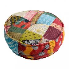Cuscini colorati per divani in vendita a prezzi scontati. Pouf D Arredo Rotondo Di Design Etnico Colorato In Cotone