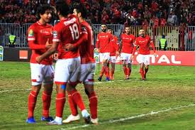 مارتن لاسارتي مدرب الاهلي سيحتفظ بكل من احمد فتحي وجيرالدو ووليد ازارو وحسين الشحات علي دكة البدلاء كأوراق رابحة في حال تأخر النادي الاهلي في النتيجة خلال احداث المباراة، يغيب عن تشكيلة الاهلي حمدي. Ù‚Ø§Ø¦Ù…Ø© Ø§Ù„Ø£Ù‡Ù„ÙŠ Ø¹ÙˆØ¯Ø© Ø£ÙŠÙ…Ù† Ø£Ø´Ø±Ù ÙˆØ¸Ù‡ÙˆØ± Ø­Ù…Ø¯ÙŠ ÙØªØ­ÙŠ ÙÙŠ Ù…ÙˆØ§Ø¬ ÙŠÙ„Ø§ÙƒÙˆØ±Ø©
