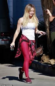 8,530,549 likes · 46,317 talking about this. Hilary Duff Looks Fierce In Red Leggings And A White Top While Grabbing A Bite To Eat In Los Angeles Daily Mail Online