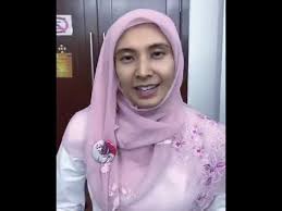 Lawmaker nurul izzah has finalised her divorce from her estranged businessman husband, raja ahmad shahrir iskandar. Nurul Izzah Cun Youtube