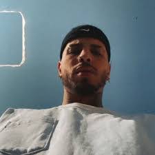 Justin Pilon's Instagram, Twitter & Facebook