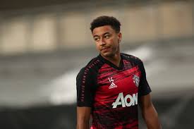 Manchester united are an english football team, playing in the premier league. Man Utd Transfer News Jesse Lingard Loan Agreed With West Ham The Athletic