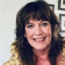 Gina Stambaugh's Instagram, Twitter & Facebook