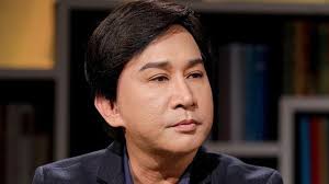 Vua cải lương" Kim Tử Long: 3 đời vợ, 5 con và cuộc sống giàu sang ở tuổi 57