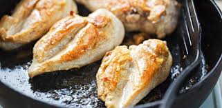 Como muestra encontrarás algunas de ellas más abajo. Los 5 Errores Que Cometes Al Cocinar La Pechuga De Pollo