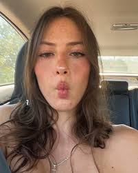 Julia Moller (@julia_moller_) • Instagram photos and videos