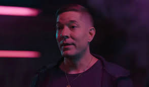 In which episode did Tommy make a call?