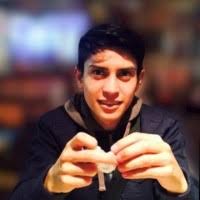 90+ perfiles de «Danny Abril»