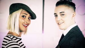 I picked up a guitar because I was sick of lugging my piano around with  me!”: Sœur guitarist Tina Maynard