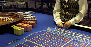 Venezia, era sindacalista ed ex consigliere del Pd: croupier del casinò  scoperto con 28mila euro di fiches rubate - Il Fatto Quotidiano