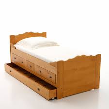 Pratique mais un peu tropchristophepratique mais un peu trop monika 1961très bon produit, je le recommande, ses tiroirs sont pratiques et surtout un gain de place, niveau rangement. Lit Lamaisondekimia2