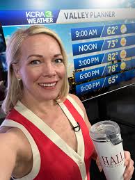 Hello 👋 Wednesday ☕️ We're off to a cooler start thanks to the Delta  breeze. Today will also run slightly “cooler”. Highs in the upper 70s to  low 80s. Spring roller coaster