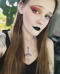 Hailey Wallace (@hairywallrus_makeup) • Instagram photos and videos