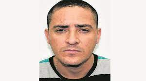 O miliciano wellington da silva braga, mais conhecido como ecko, chefe da maior milícia em atividade no rio de janeiro, foi morto em uma operação da polícia civil do estado na manhã deste sábado, 12. M26kfzrjpvokym