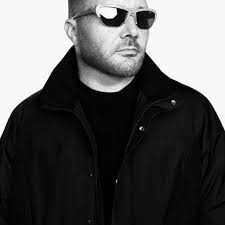 香港創作威士忌酒標｜專訪Club Qing老闆Aaron Chan及畫家Katy Ku