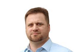 Travis Comstock's Instagram, Twitter & Facebook