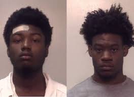 Deputies arrest five teens entering autos