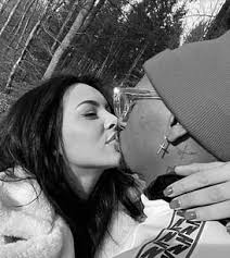 Erst kürzlich wurde die trennung der beiden. Jerome Boateng S Girlfriend Signed Nda Weeks Before She Committed Suicide Daily Mail Online