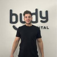 20+ perfiles de «Raffe»