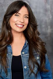 Jessica Etheridge's Instagram, Twitter & Facebook