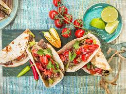 Mexikanische Tacos Mit Rindfleisch Aus Dem Big Green Egg Rezept Gesunde Grillrezepte Vegetarisch Grillen Lebensmittel Essen