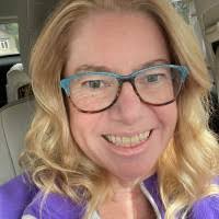 1000+ "Babs King" profiles