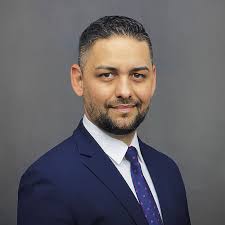 Miembros electos y personal de libre nombramiento