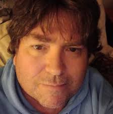 Who is more popular, Randolph Mantooth or Erik Estrada?