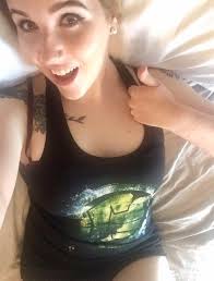 Do you make sure you wear a CR related shirt when watching a new episode?  I'm gonna do that tomorrow for the first time :)