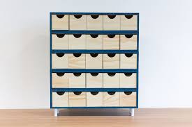 Petite commode amadeus à 3 tiroirs livraison offerte sous 5 jours / possibilité de payer en trois fois. Diy Comment Creer Une Mini Commode A Partir De Caissons A Tiroirs Astiblog