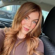 alexa moss (@amoss003)