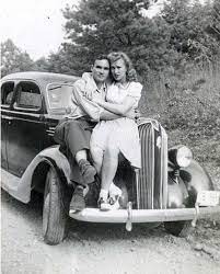 Cute granny loves vintage cars. Couple Vintage Couples Vintage Photographs Vintage Photos